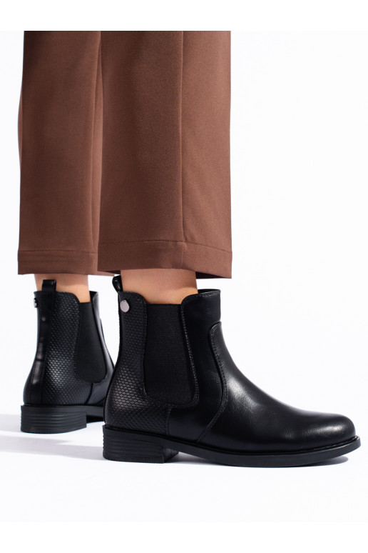 Juodos spalvos moteriški batai  Juodos spalvos moteriški batai