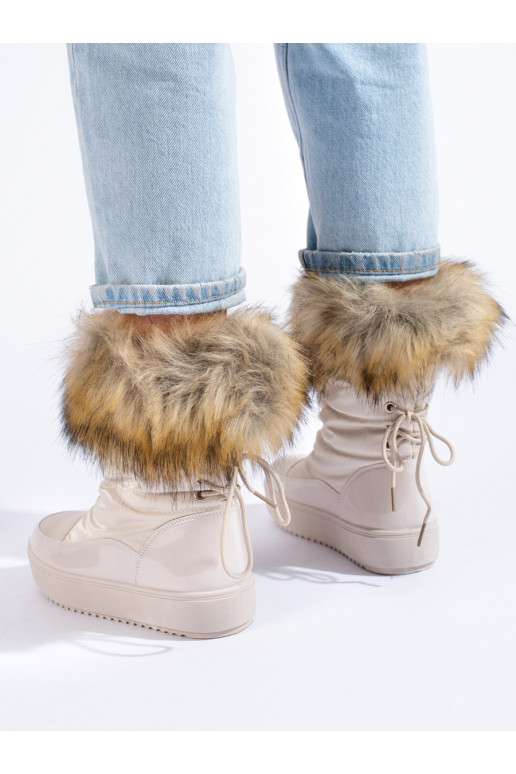 sniego batai su kailiuku    sniego batai su kailiuku