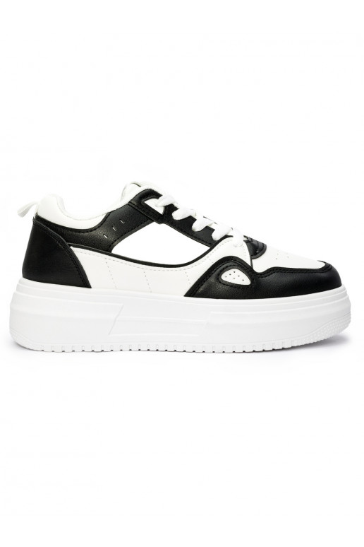 Juodos spalvos  sportiniai batai su platforma