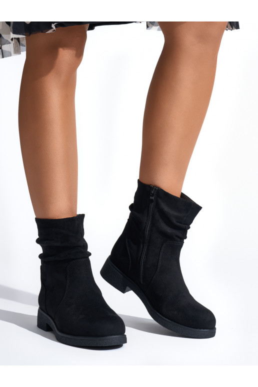 Juodos spalvos kaubojiško stiliaus batai