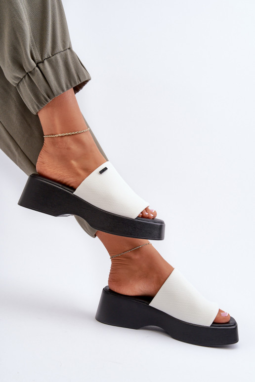 Moteriškos šlepetės Big Star baltos... Moteriškos šlepetės Big Star baltos...