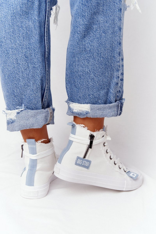 Laisvalaikio bateliai su platforma