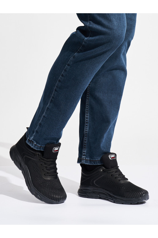  juodos spalvos sportiniai batai