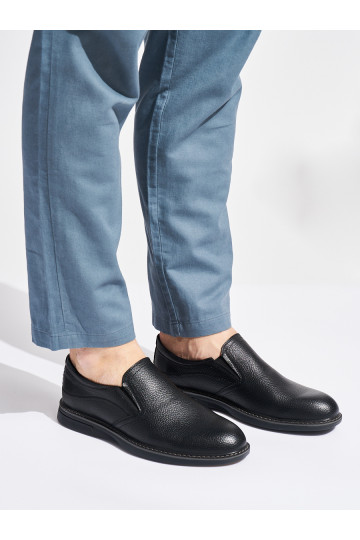 Juodos spalvos pusbačiai  2