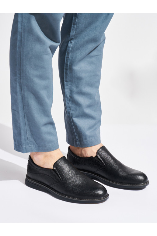 Juodos spalvos pusbačiai  Juodos spalvos pusbačiai