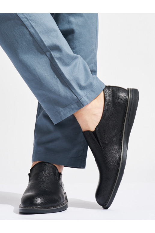 Juodos spalvos pusbačiai  Juodos spalvos pusbačiai