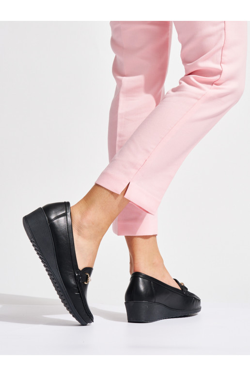 Juodos spalvos  mokasinai  ze m zdobieniem