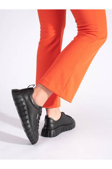 Juodos spalvos   pólbatai su platforma 2