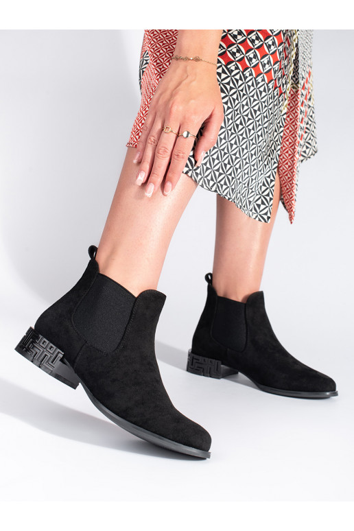 Juodos spalvos  su dekoruotu kulnu Sergio Leone