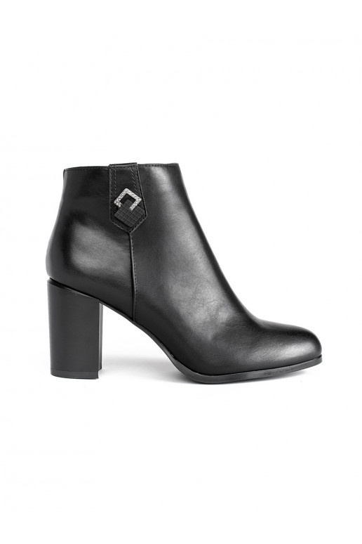 Juodos spalvos moteriški batai ant kulno Sergio Leone Juodos spalvos moteriški batai ant kulno Sergio Leone