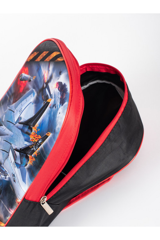 Juodos ir- kuprinė  ze statkiem kosmicznym Juodos ir- kuprinė  ze statkiem kosmicznym