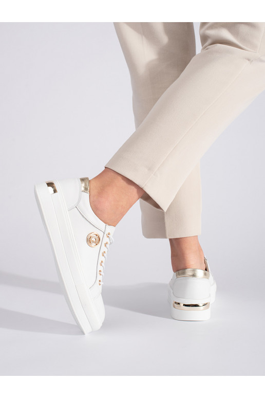 baltos spalvos    modelio batai su masyviu kulnu