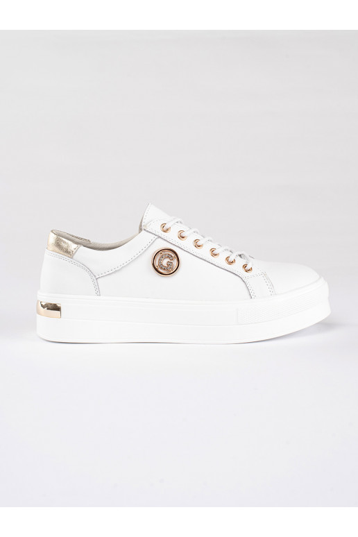 baltos spalvos    modelio batai su masyviu kulnu