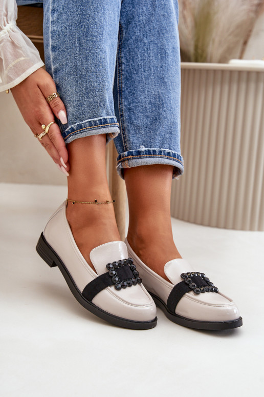 Lakuoti mokasinai  su ornamentais pilkos spalvos Vinceza 58389