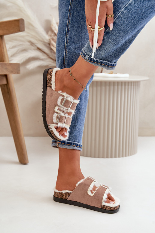  Šlepetės Šlepetės su sagtimis ir kailiuku smėlio spalvos Ezilena