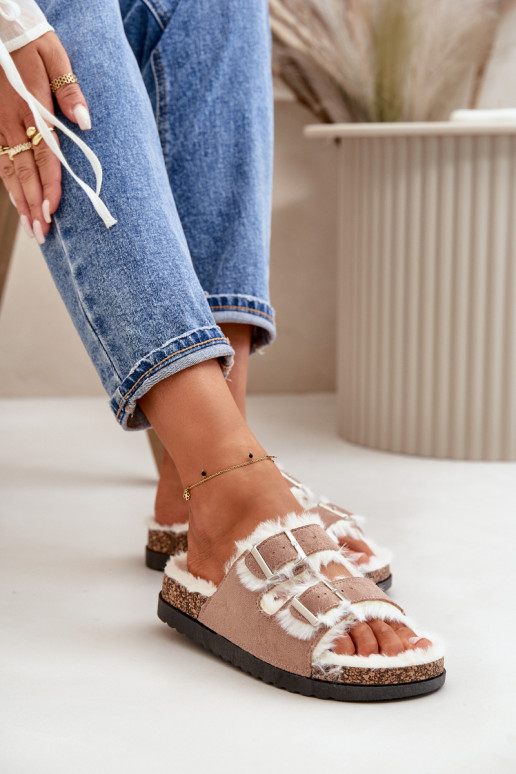  Šlepetės Šlepetės su sagtimis ir kailiuku smėlio spalvos Ezilena