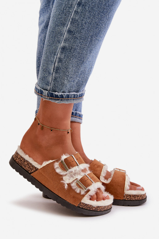  Šlepetės Šlepetės su sagtimis ir kailiuku rudos spalvos Ezilena