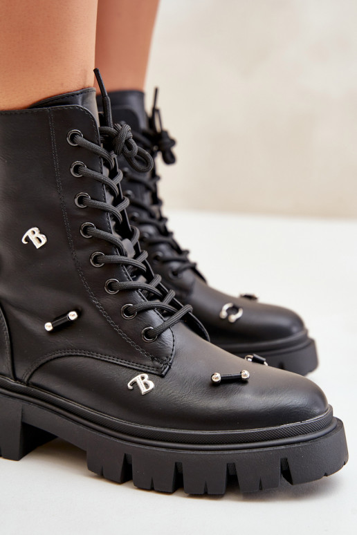 aulinukai  su gražiomis detalėmis Eko   Juodos spalvos Cadenilla