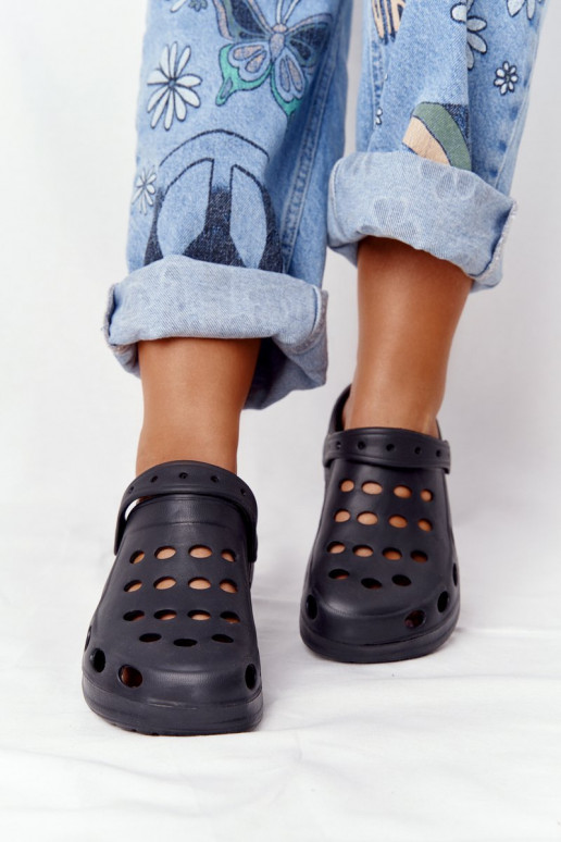 Šlepetės juodos spalvos EVA