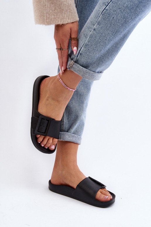 Moteriškos šlepetės Big Star su sagtimis juodos spalvos FF274A389