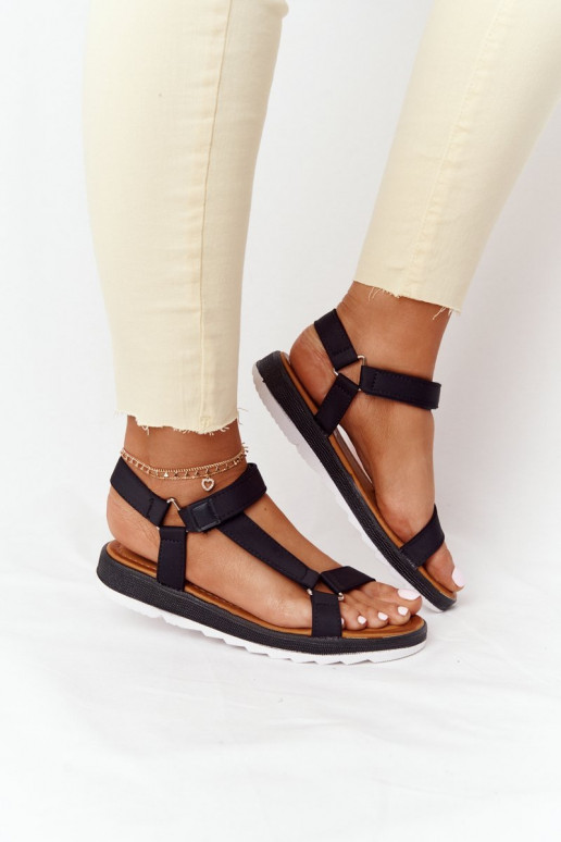 Moteriškos basutės su guminiais padais juodos spalvos Stranger