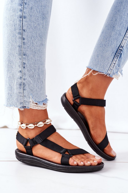 Sportinio stiliaus basutės juodos spalvos Ultimate