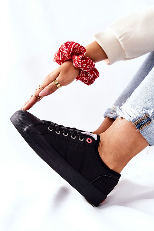 Moteriški batai Cross Jeans II2R4003C juodos spalvos