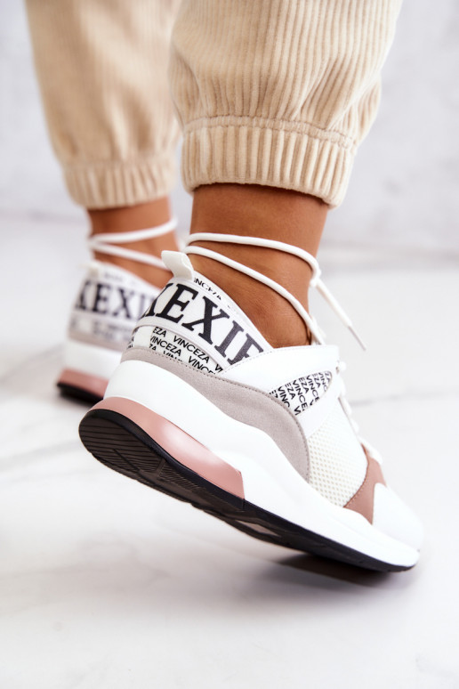 Sportinio stiliaus batai Sneakers modelio batai su platforma baltos spalvos Lorey Sportinio stiliaus batai Sneakers modelio batai su platforma baltos spalvos Lorey