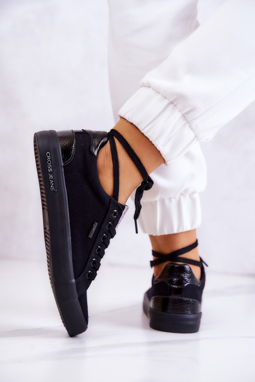 Sportbačiai su dirželiais Cross Jeans JJ2R4039C juodos spalvos