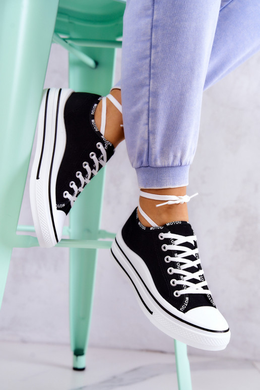 su dirželiais Sportbačiai juodos spalvos Menifee