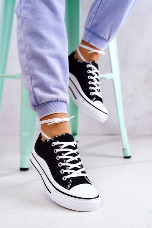 su dirželiais Sportbačiai juodos spalvos Menifee