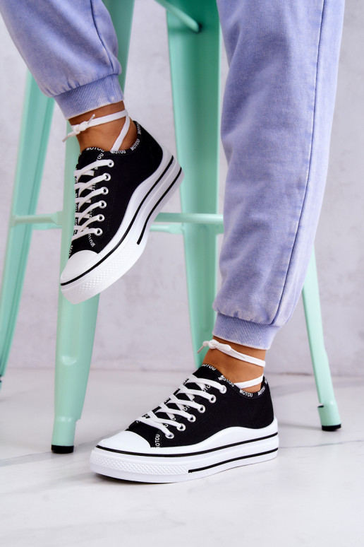 su dirželiais Sportbačiai juodos spalvos Menifee