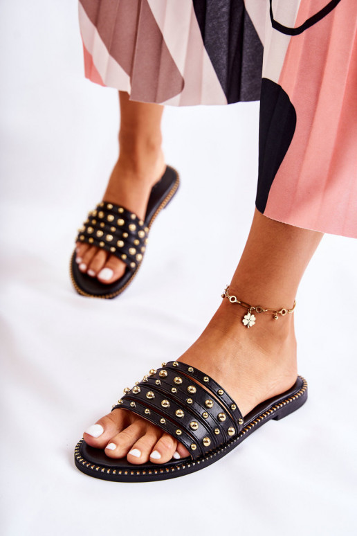 Odinės šlepetės su ornamentais juodos spalvos Brien