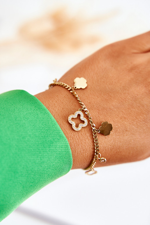 Apyrankė su gražiomis detalėmis aukso spalvos