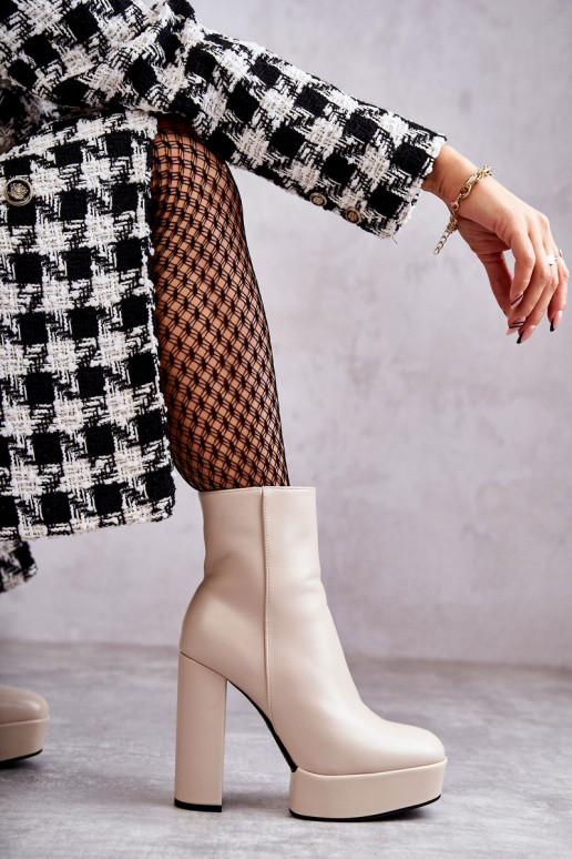 Aulinukai su kulniukais smėlio spalvos Kaysa