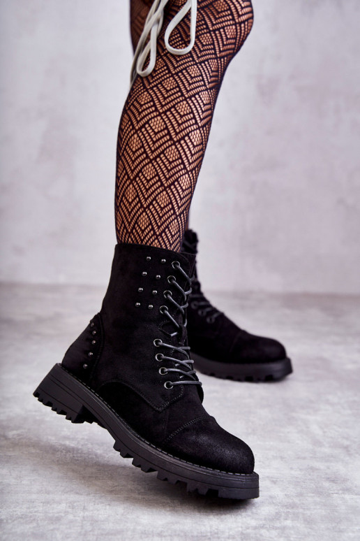 iš zomšos Aulinukai su kniedėmis juodos spalvos Palmira iš zomšos Aulinukai su kniedėmis juodos spalvos Palmira