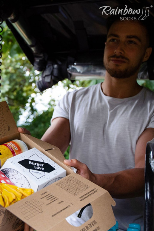 Spalvotos kojinės dėžutėje Meal Socks Box Burger 5 Par Spalvotos kojinės dėžutėje Meal Socks Box Burger 5 Par