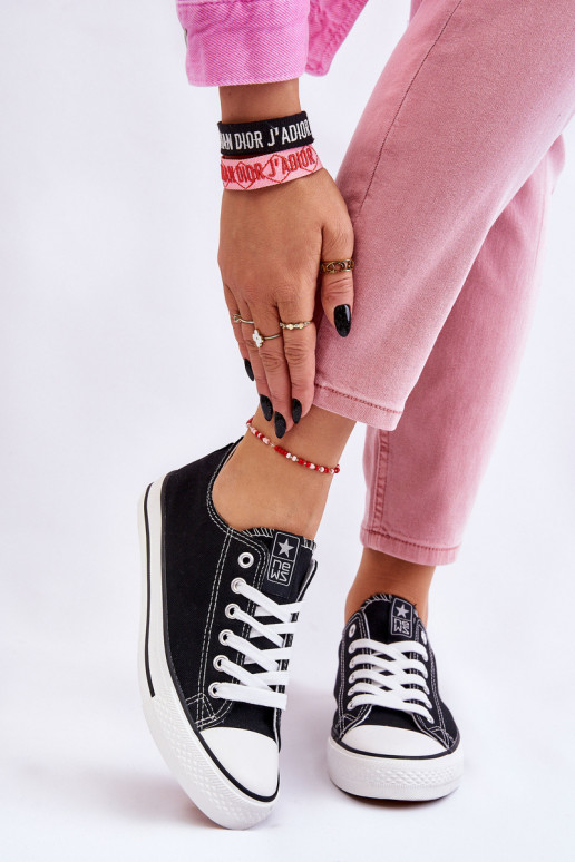 Klasikinio modelio laisvalaikio batai juodos spalvos su baltais padais Ecoma