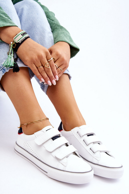 Sportbačiai su lipniais užsegimais Big Star LL274A207 baltos spalvos