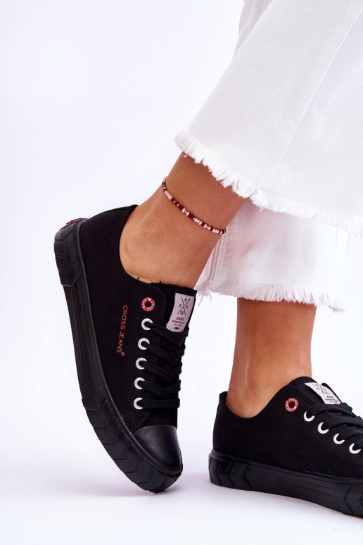 Klasikinio modelio Moteriški batai Cross Jeans LL2R4051 juodos spalvos