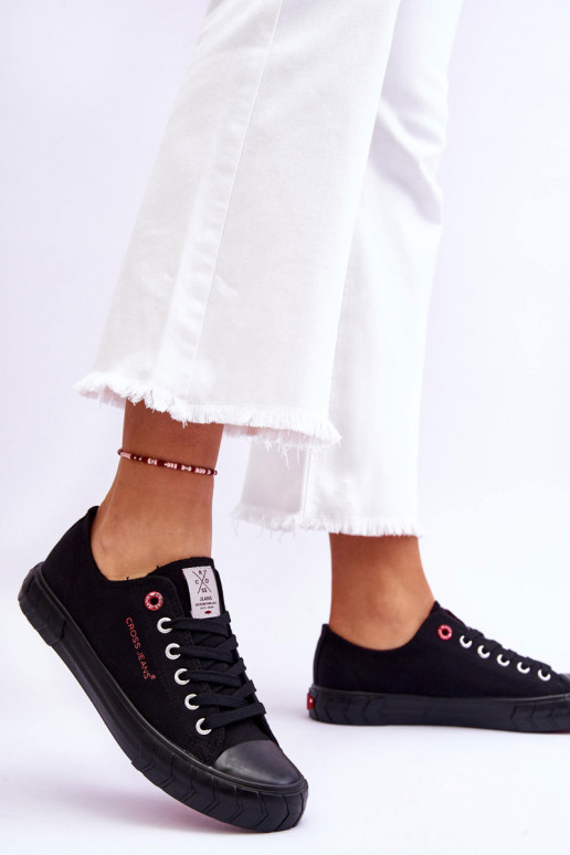 Klasikinio modelio Moteriški batai Cross Jeans LL2R4051 juodos spalvos