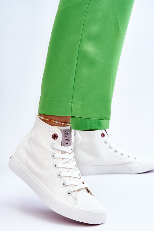 Klasikinio modelio laisvalaikio batai su auliuku Cross Jeans LL2R4086C baltos spalvos