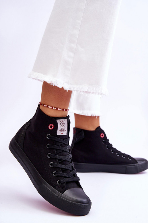 Klasikinio modelio laisvalaikio batai su auliuku Cross Jeans LL2R4088C juodos spalvos