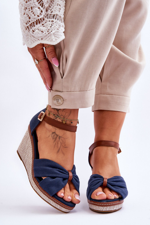 Moteriškos basutės tamsiai mėlynos spalvos Daphne