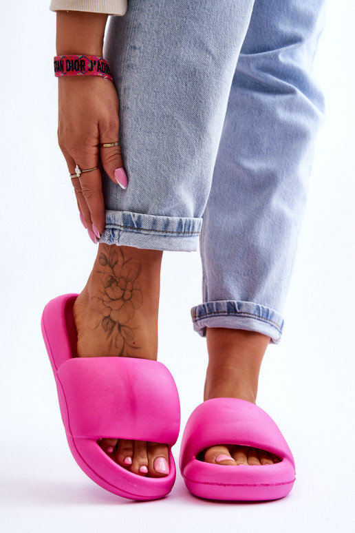 Lengvos šlepetės su paaukšintu padu rožinės spalvos Milton