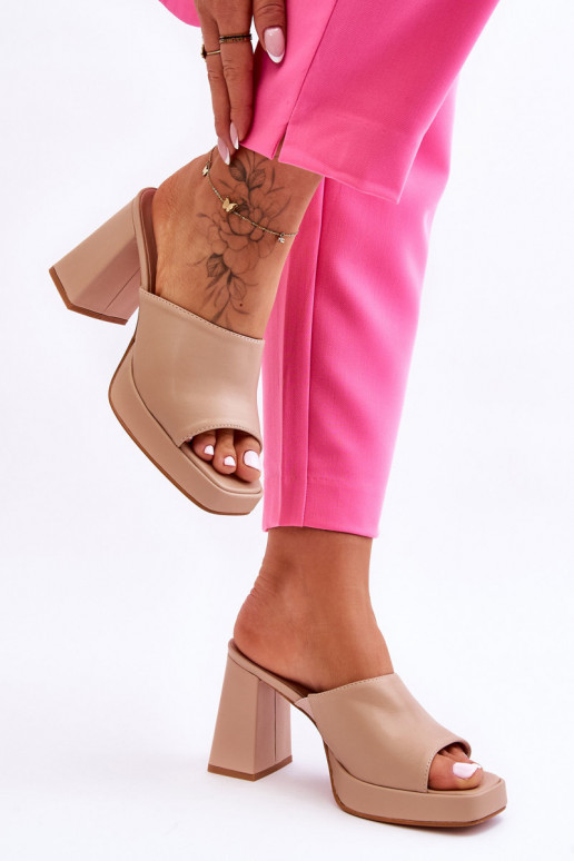 Odinės šlepetės su kulniukais smėlio spalvos Livesa