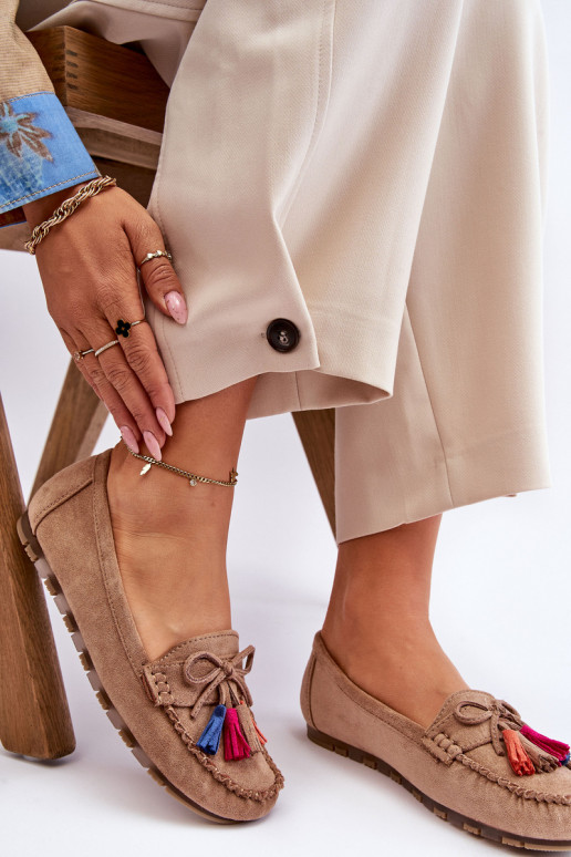 Zomšiniai mokasinai su kutais smėlio spalvos Dorine