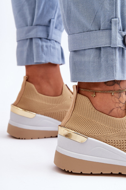 Įsispiriamo modelio sportiniai bateliai smėlio spalvos Visconti