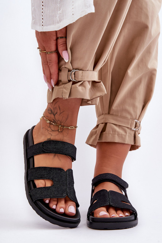 Šlepetės su lipniais užsegimais juodos spalvos Jose