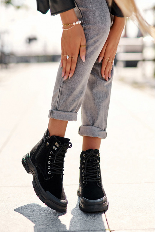 pašiltinti iš zomšos Moteriški aulinukai Juodos spalvos Jailina